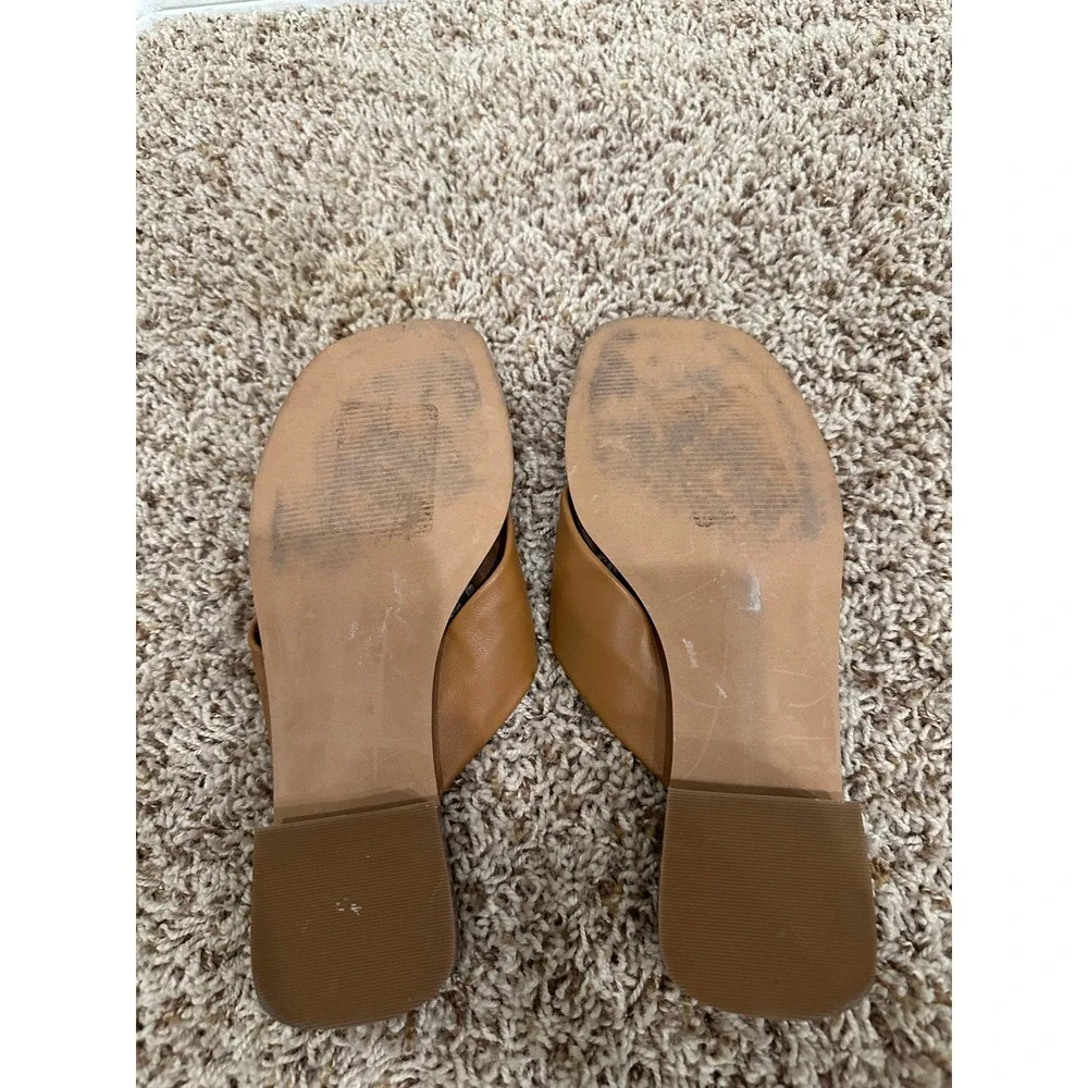 Nordstrom Quintina Tan Leather Thong Sandals Square Toe Twisted Strap Slides 8M